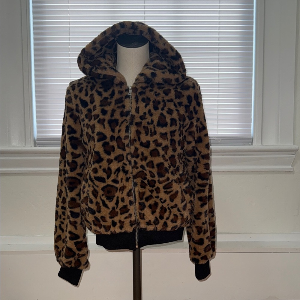 NWOT Leopard Print Teddy Jacket